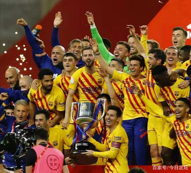 包含曼联内部会议纪要流出：今晚遗憾出局，国王杯使命明确，数据趋势出现新变化的词条